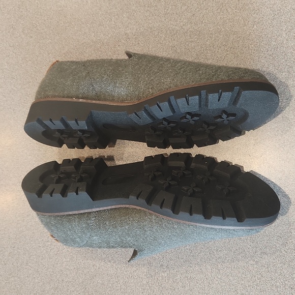 Comfortiva Align Loafers - Picture 2 of 3
